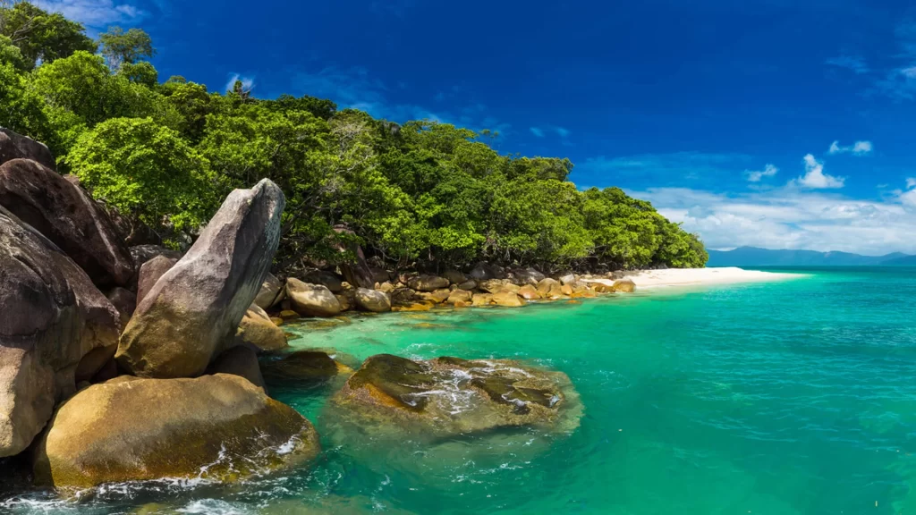 Queensland – 8 Amazing Places for your Next Holiday
