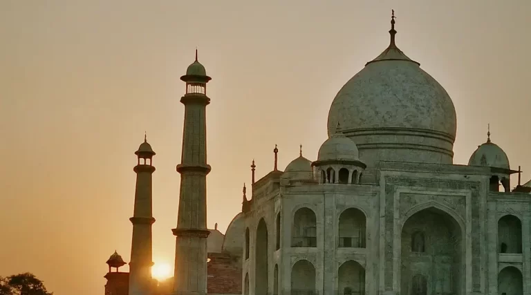 Best time to travel to India